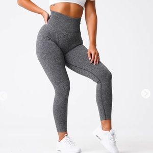 NVGTN Black Speckled Scrunch Seamless Leggings